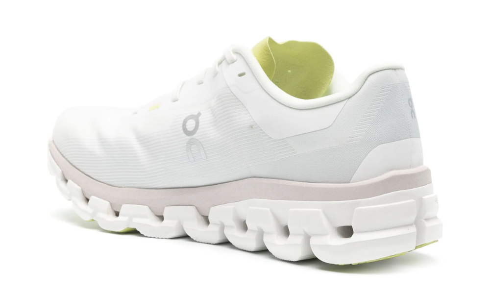 On Running Cloudflow 4 "white/Sand Beige/Lime Green"