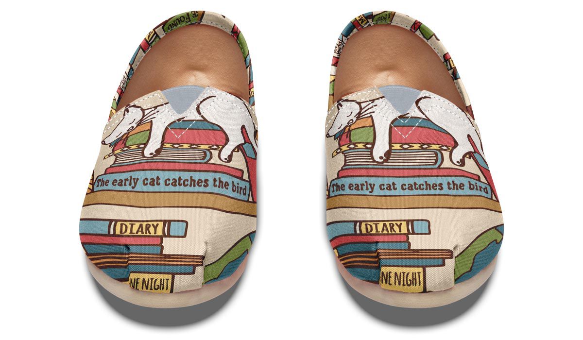 Purrrfect Books Casual Shoes